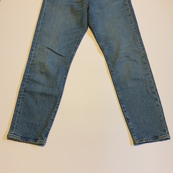 Levi’s Red Tab “Wedgie” Button Fly Blue Jeans - Women’s Size 28 - Picture 4 of 7